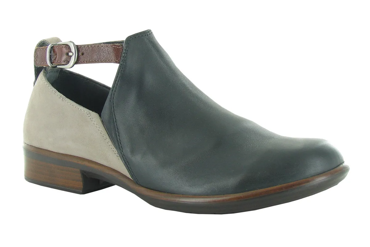 Kamsin sold by The Walking Company