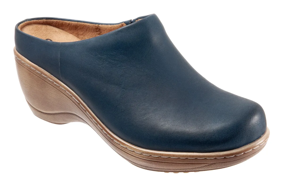 Madison sold by The Walking Company