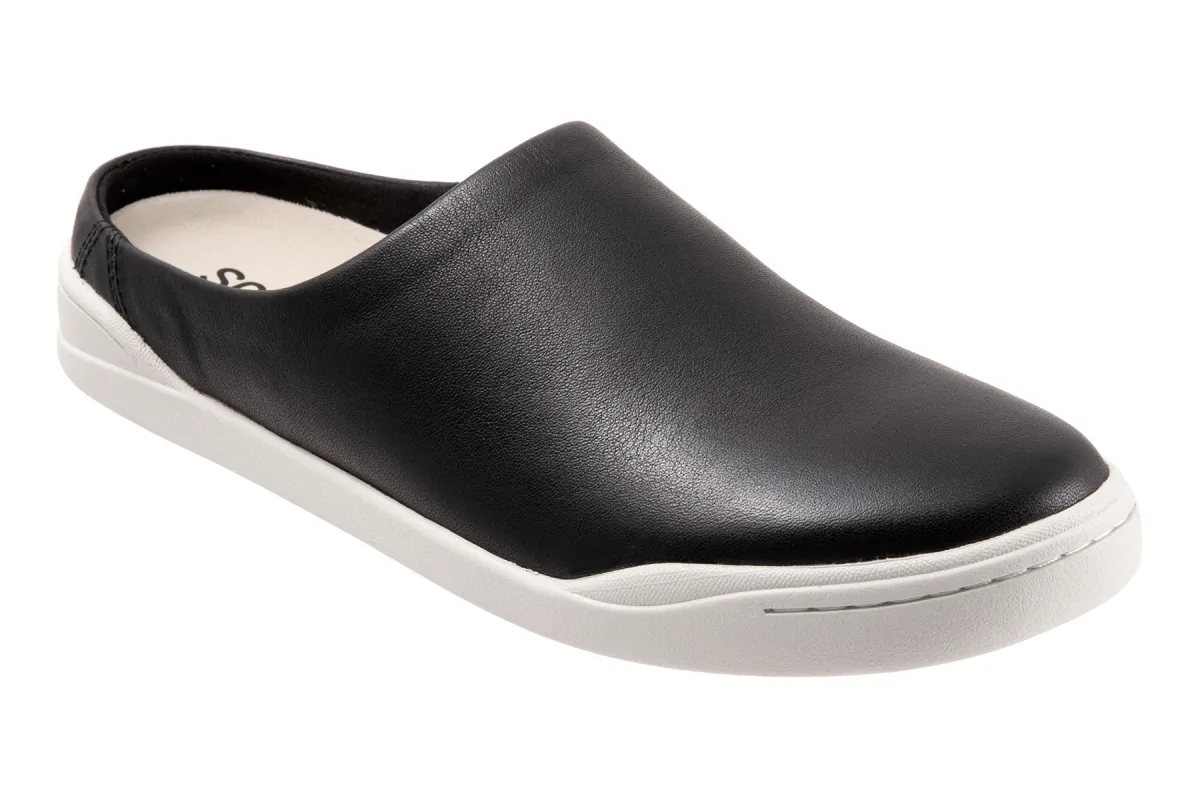 Auburn sold by The Walking Company