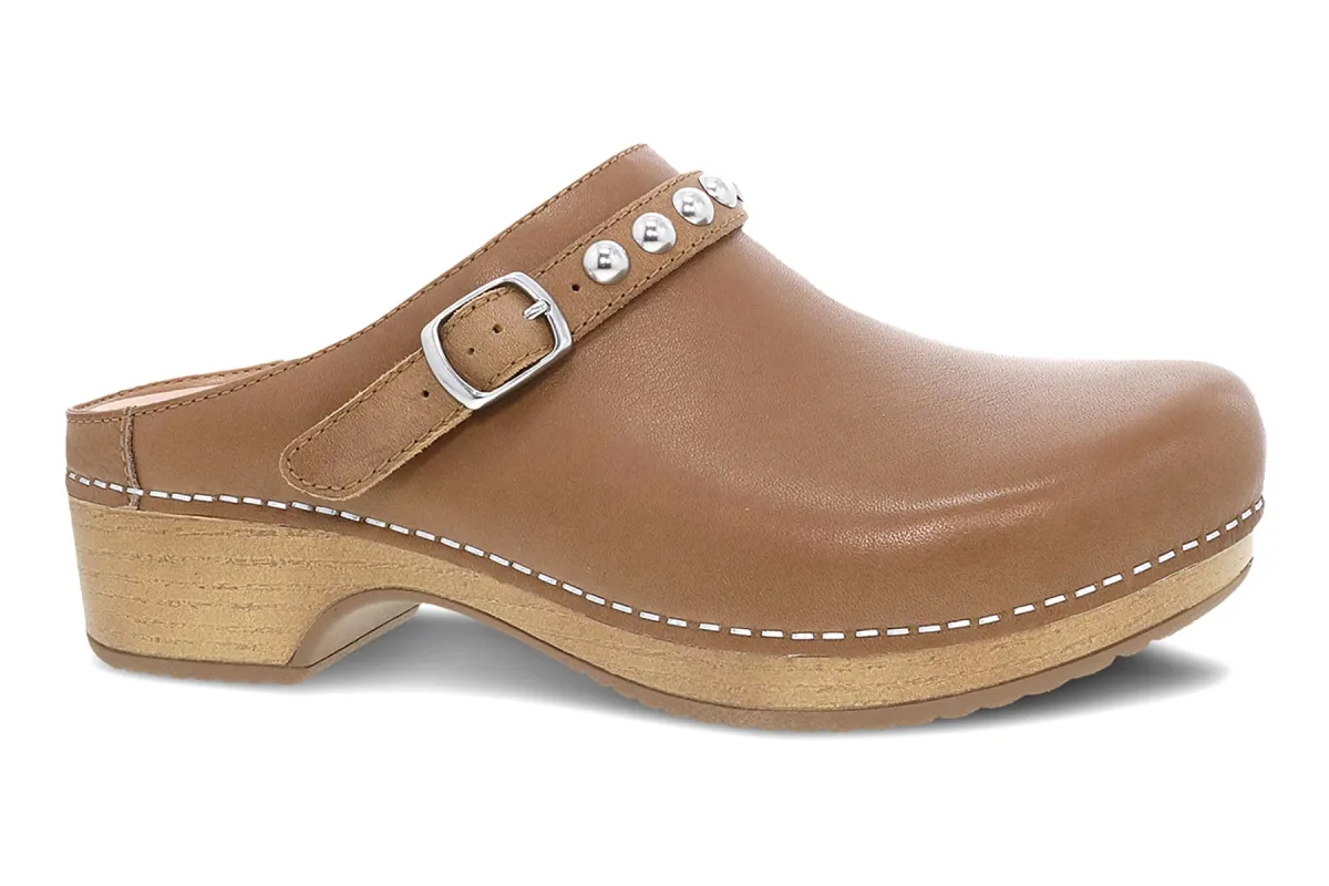 Britton sold by The Walking Company