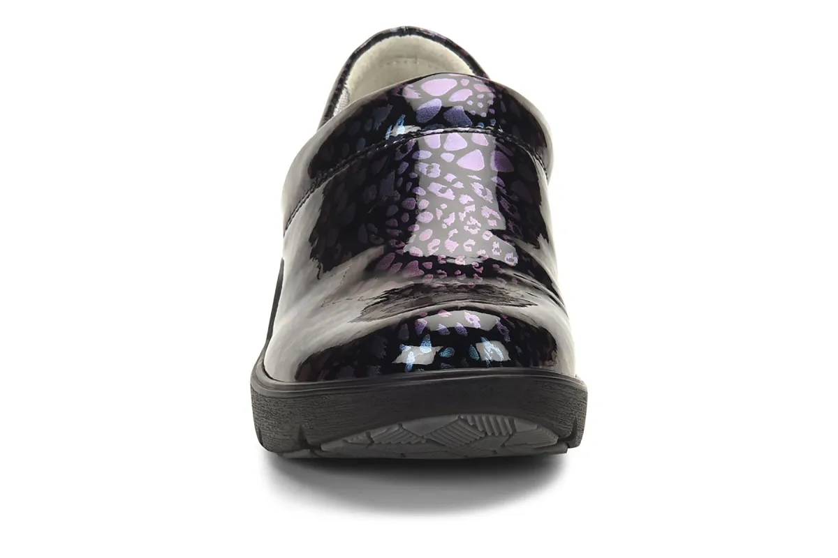 Indya sold by The Walking Company