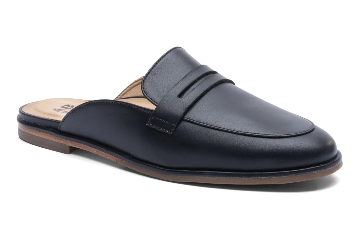 Strada Mule Metatarsal sold by The Walking Company