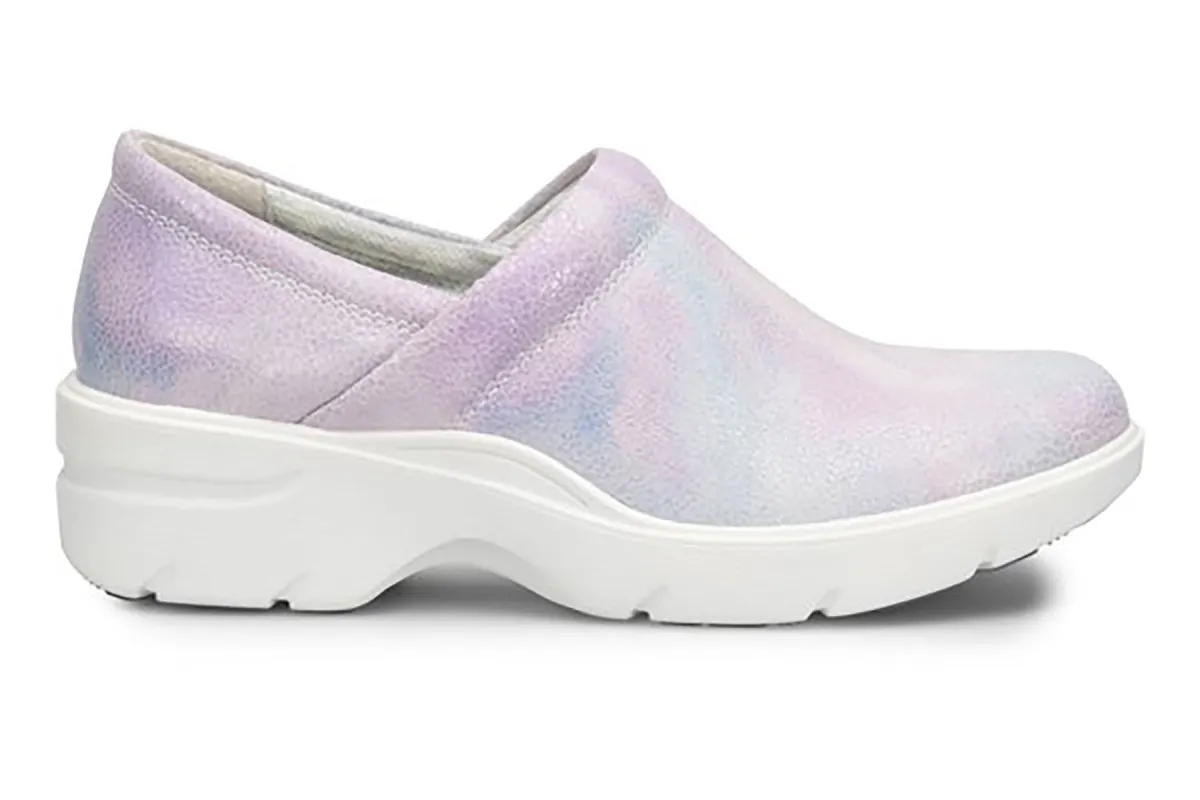 Indya sold by The Walking Company