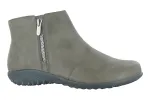 Wanaka sold by The Walking Company