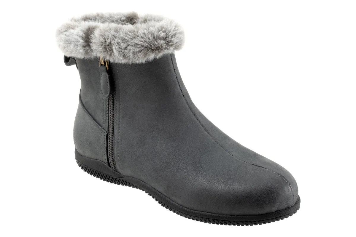 Helena made by SoftWalk