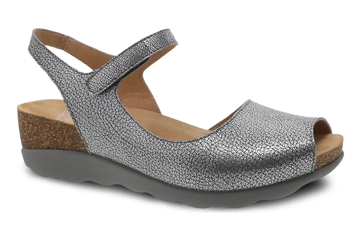 Marcy sold by The Walking Company