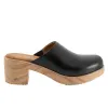 Felida sold by The Walking Company