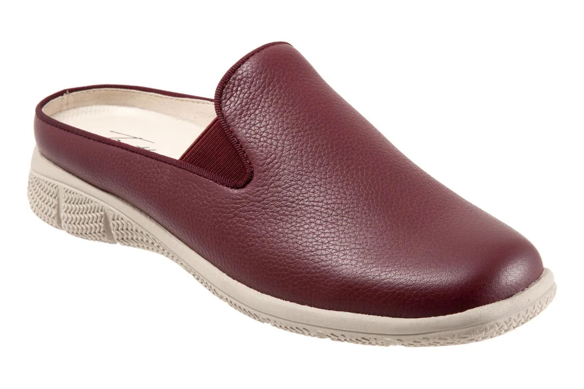 WMNS) adidas Lotta Volkova x Trefoil Logo Mule 'Red' FW4384