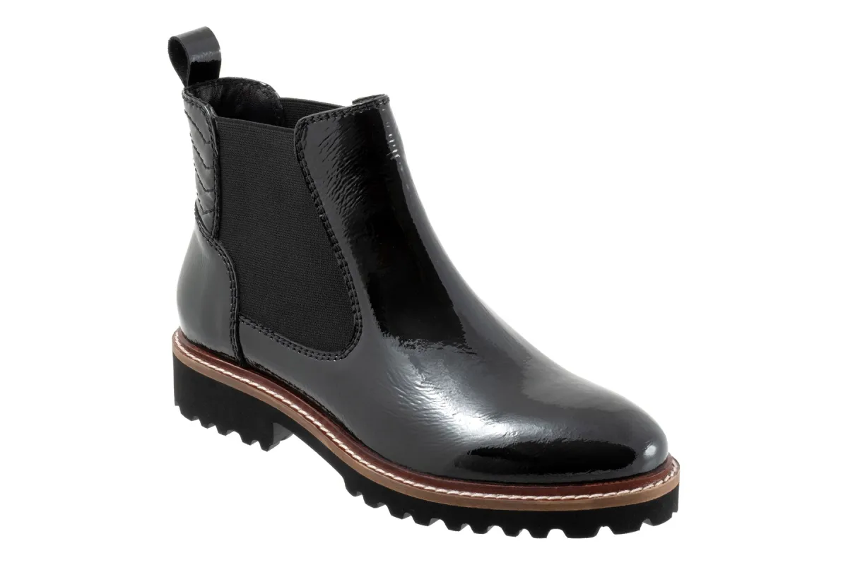 Indy sold by The Walking Company