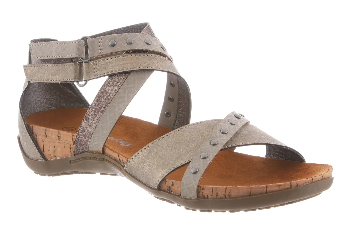 Julianna II sold by The Walking Company