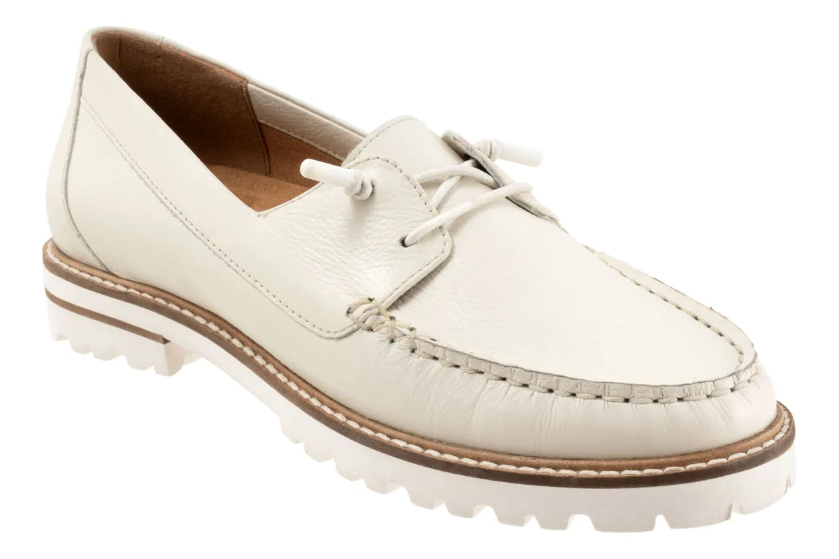 Farah sold by The Walking Company