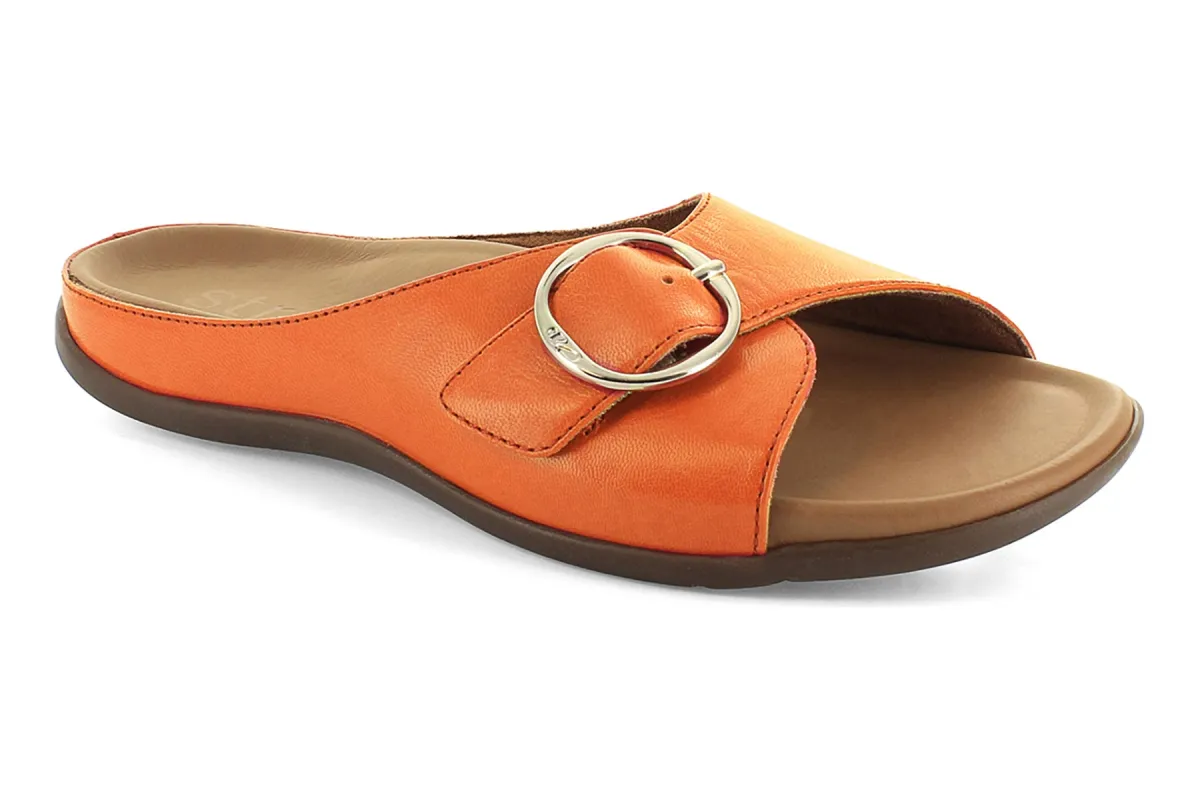 Gavi Ii sold by The Walking Company