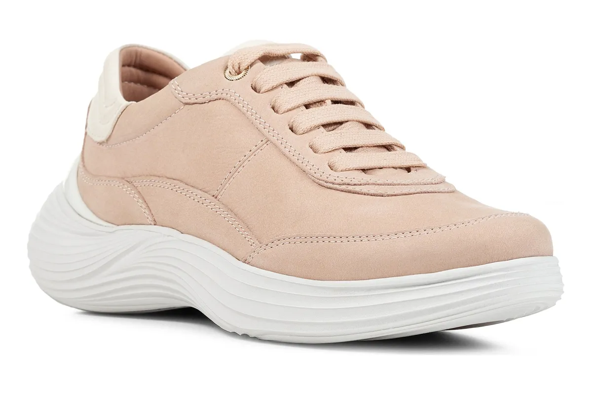 Fluctis sold by The Walking Company