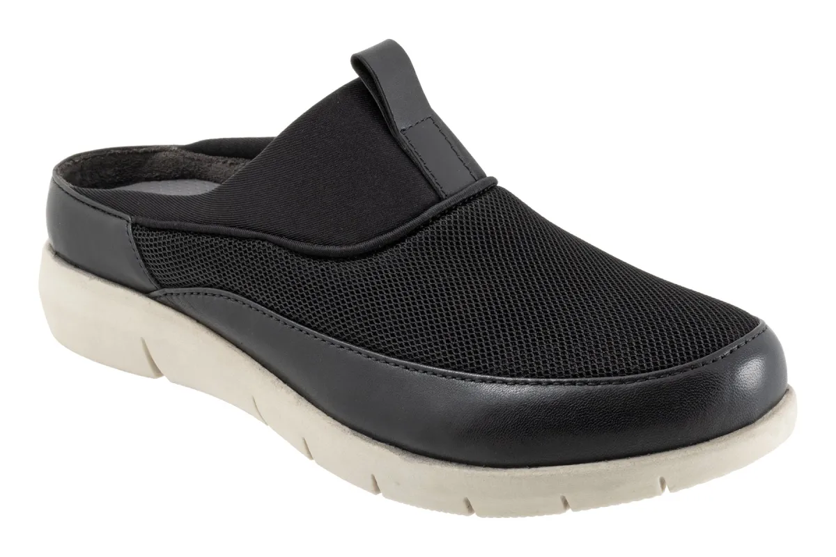 Aberdeen Sport sold by The Walking Company