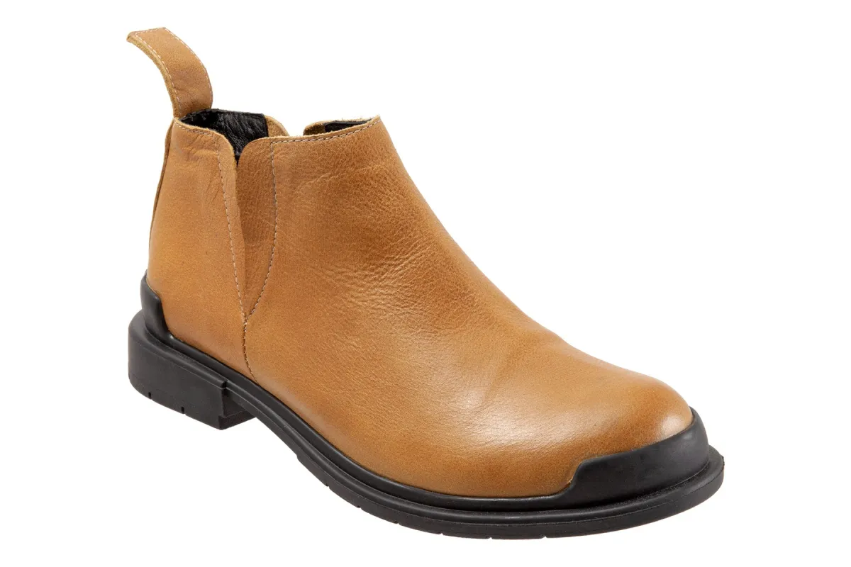 Elise sold by The Walking Company