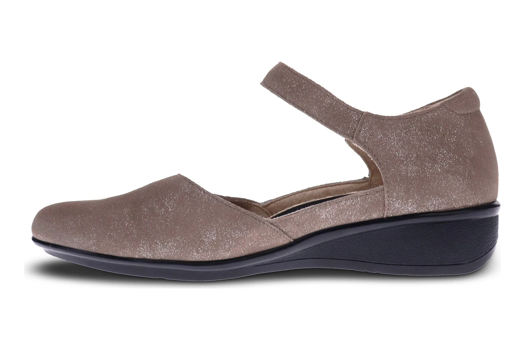 Osaka sold by The Walking Company product image thumbnail 4