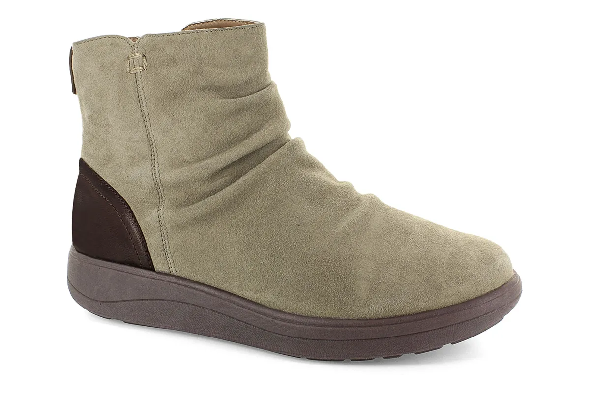 Tempo sold by The Walking Company