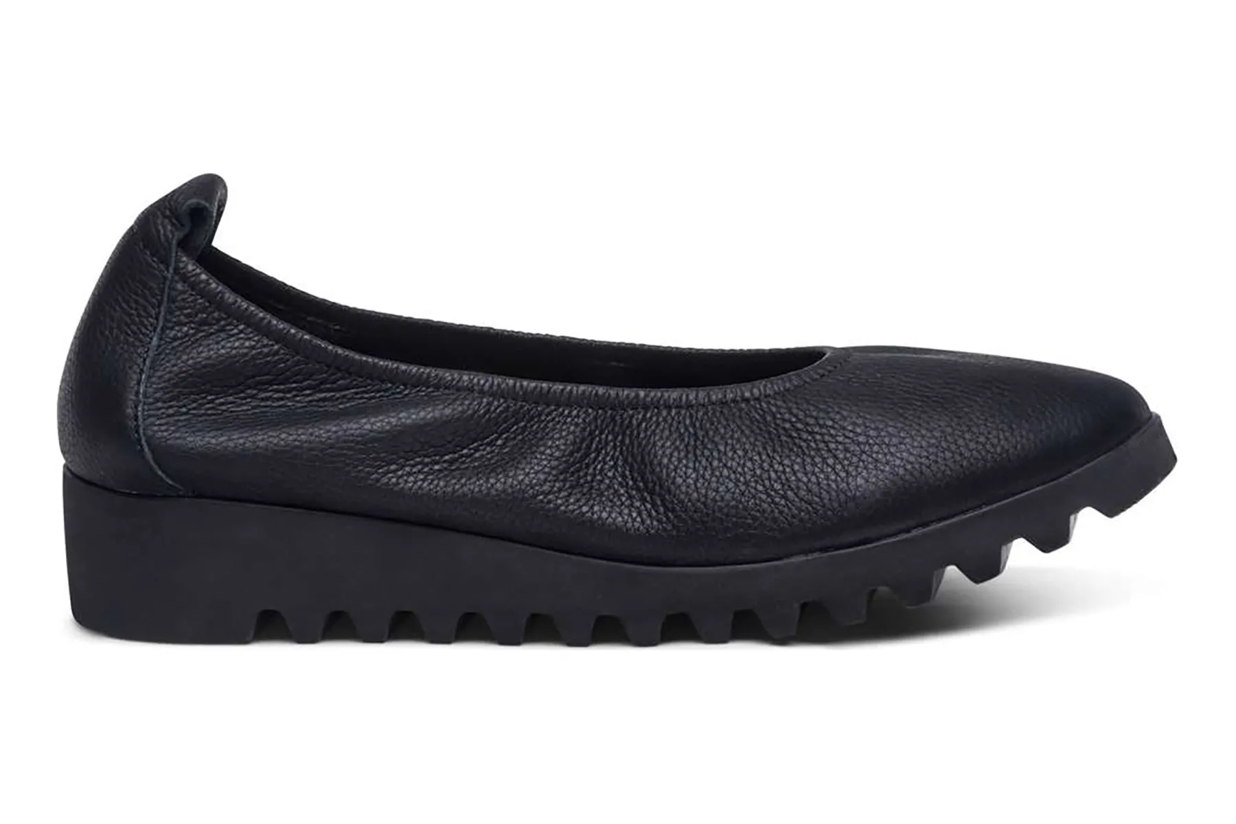 Brianna sold by The Walking Company product image thumbnail 5