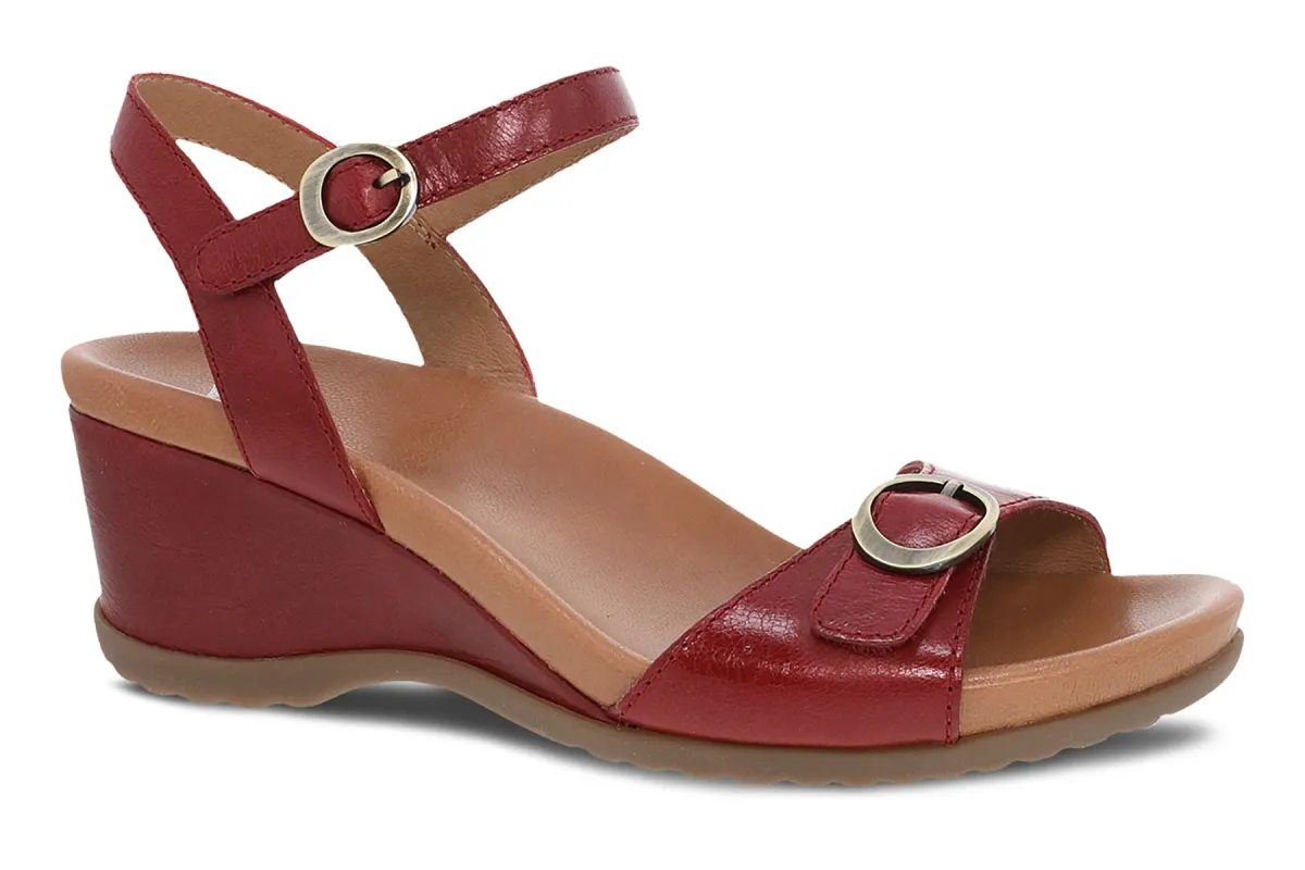 Arielle sold by The Walking Company