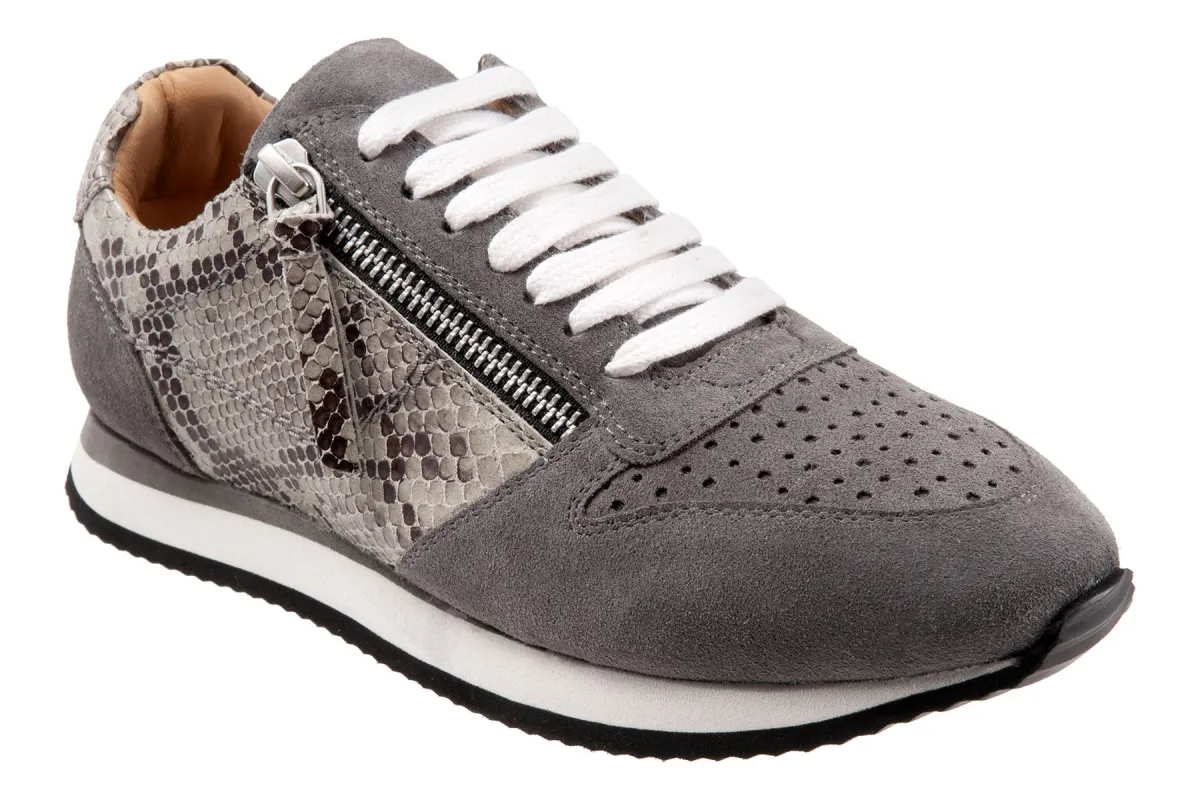 Infinity sold by The Walking Company