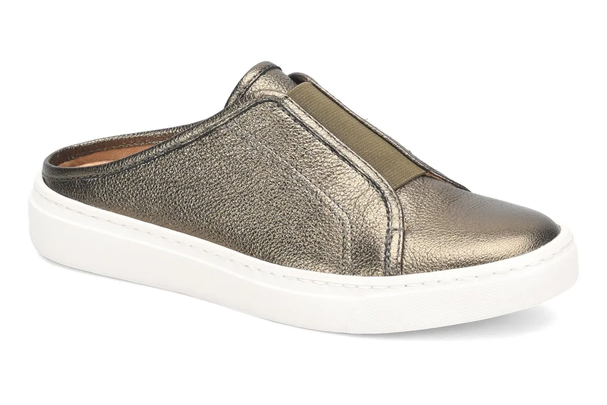 Tolah sold by The Walking Company