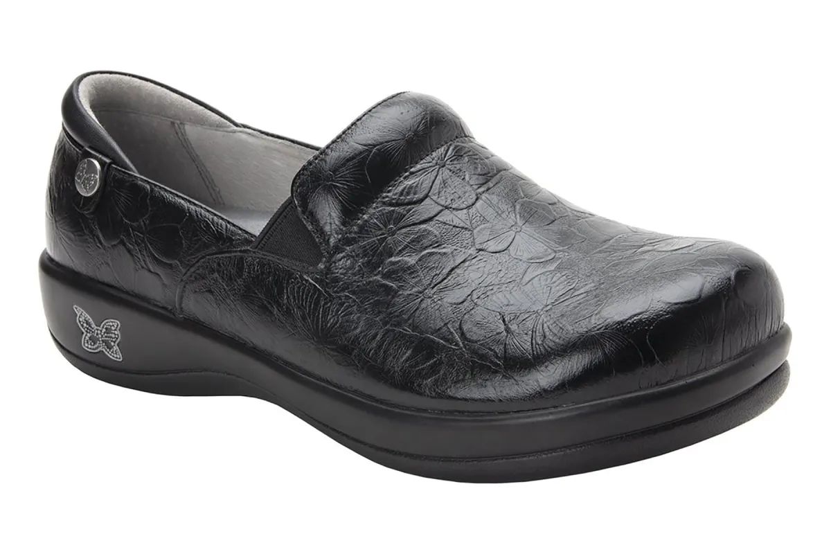 Keli sold by The Walking Company