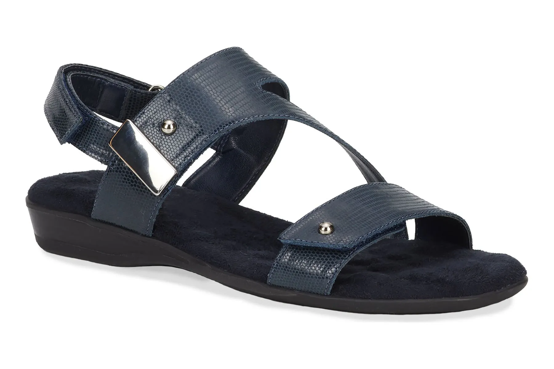 Chloe sold by The Walking Company