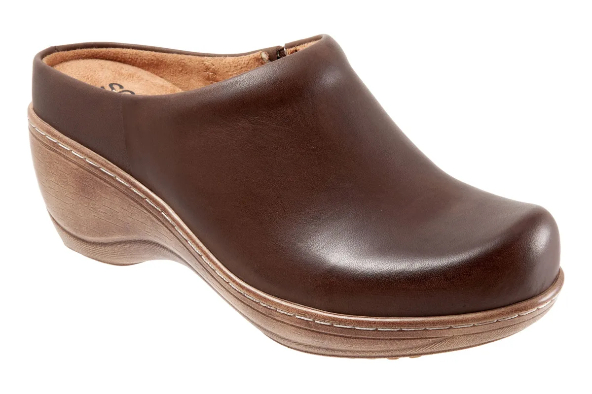 Madison sold by The Walking Company