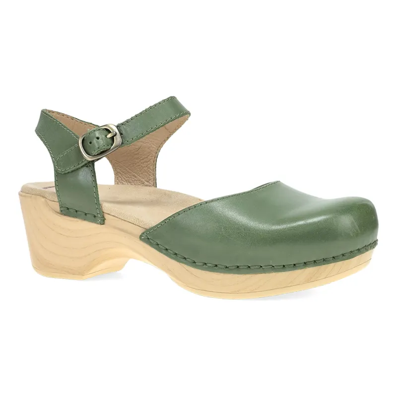 Sam sold by The Walking Company