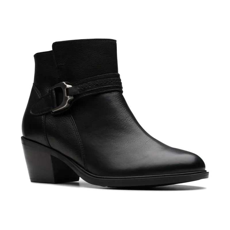 Neva Buckle sold by The Walking Company