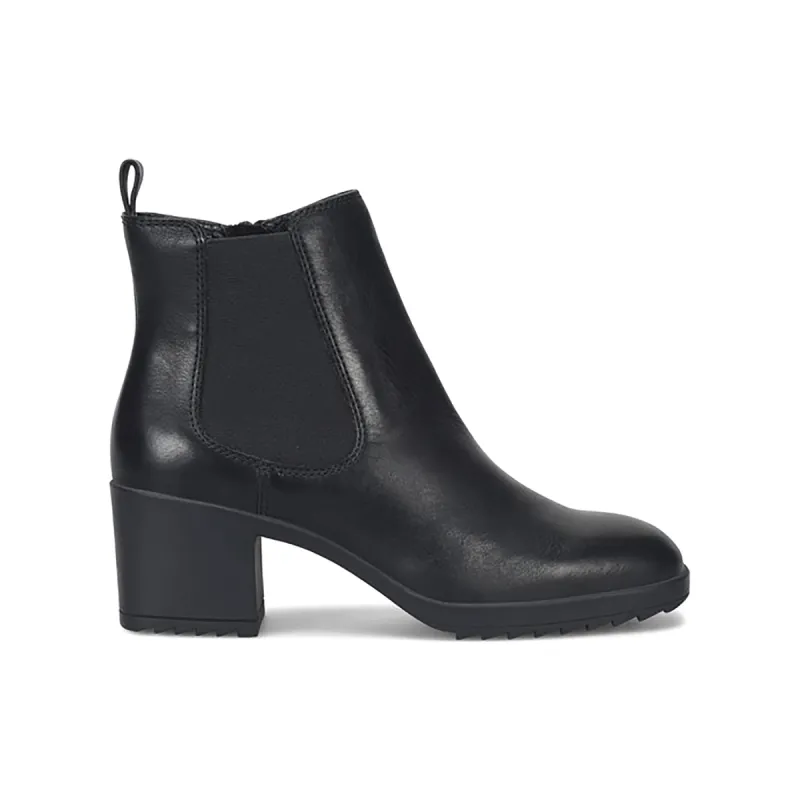 Hammond sold by The Walking Company