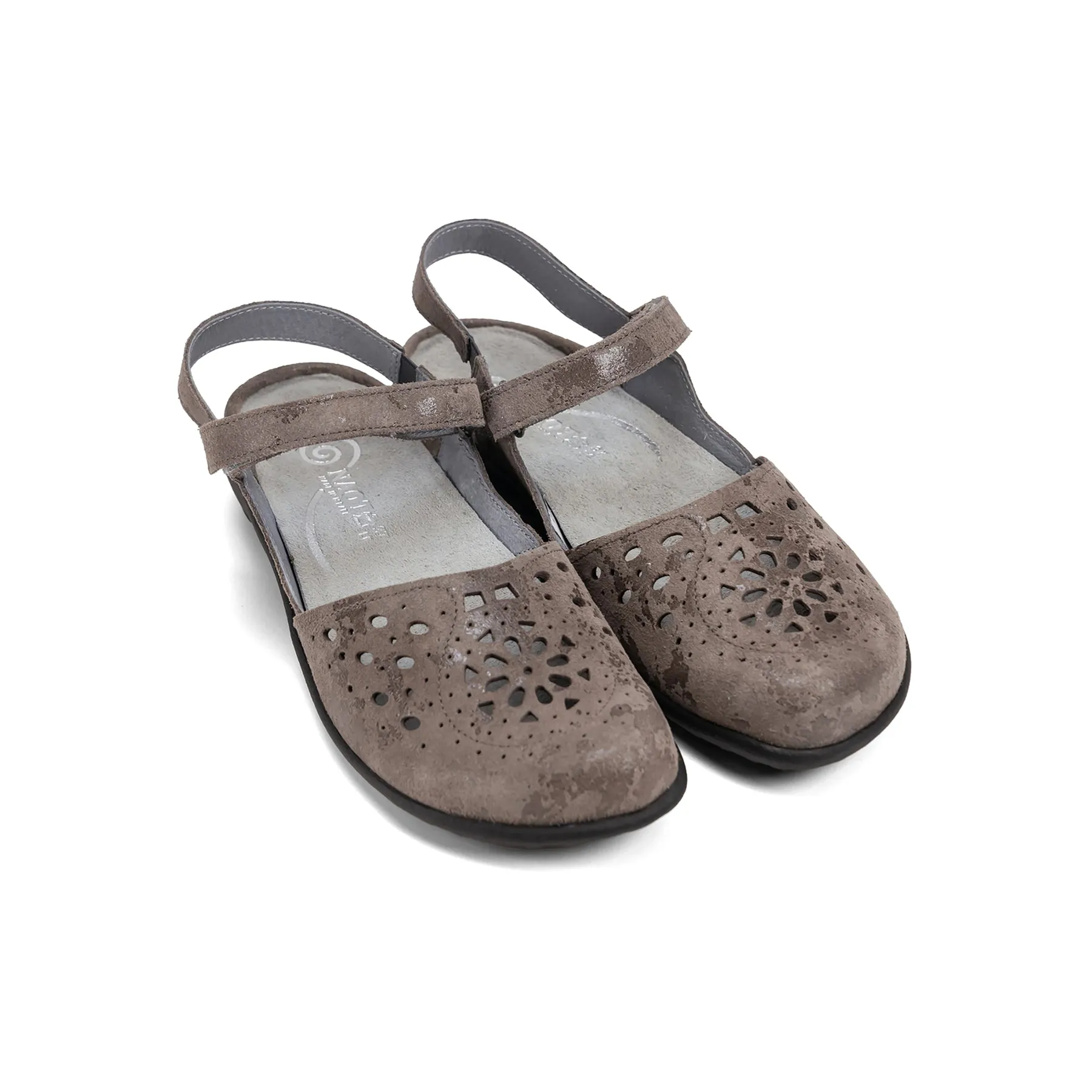 Arataki sold by The Walking Company product image thumbnail 5