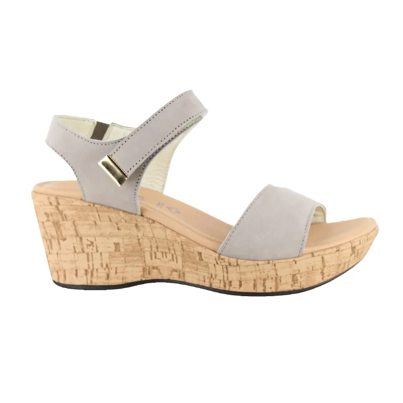 Summer sold by The Walking Company