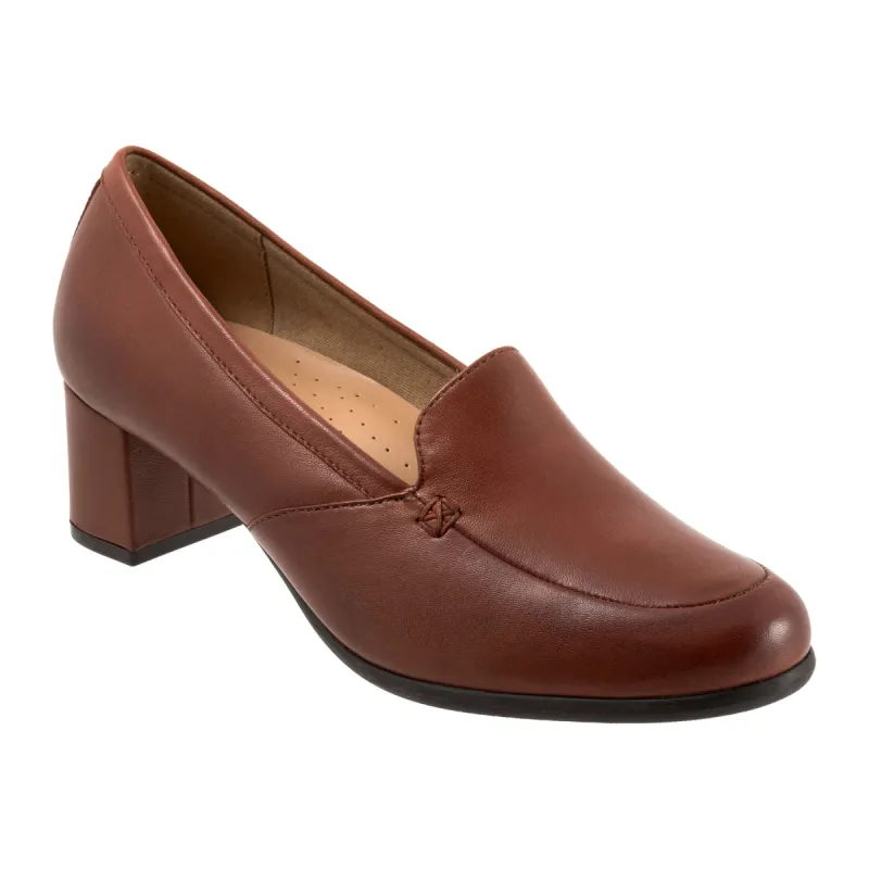 Cassidy sold by The Walking Company