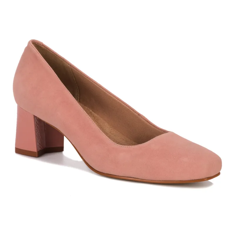 Meredith sold by The Walking Company