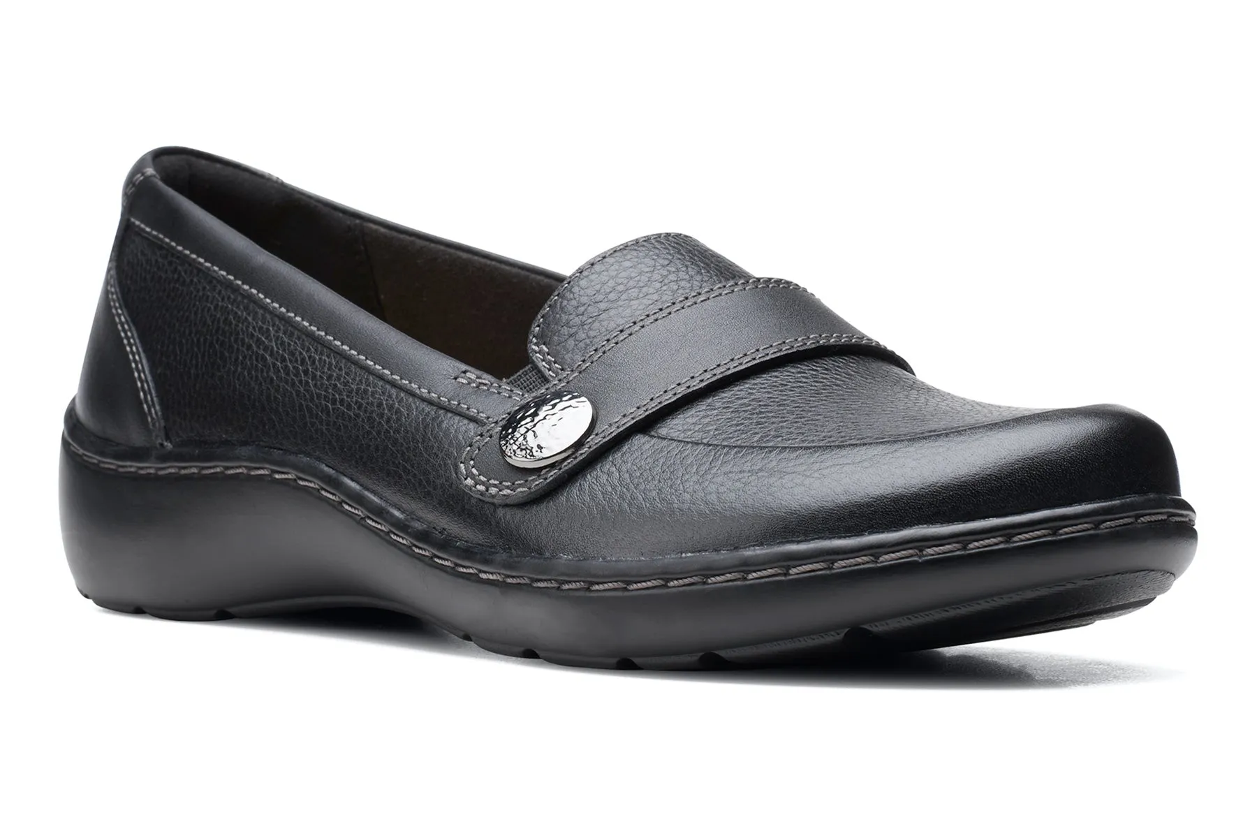 Cora Daisy sold by The Walking Company