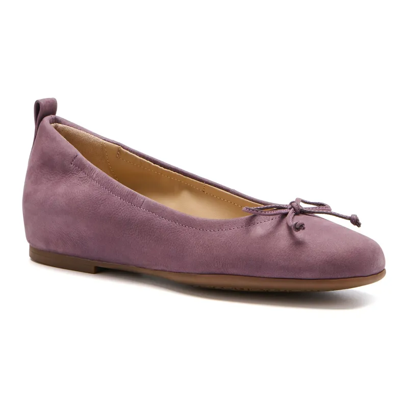 Cadence Bow Metatarsal sold by The Walking Company