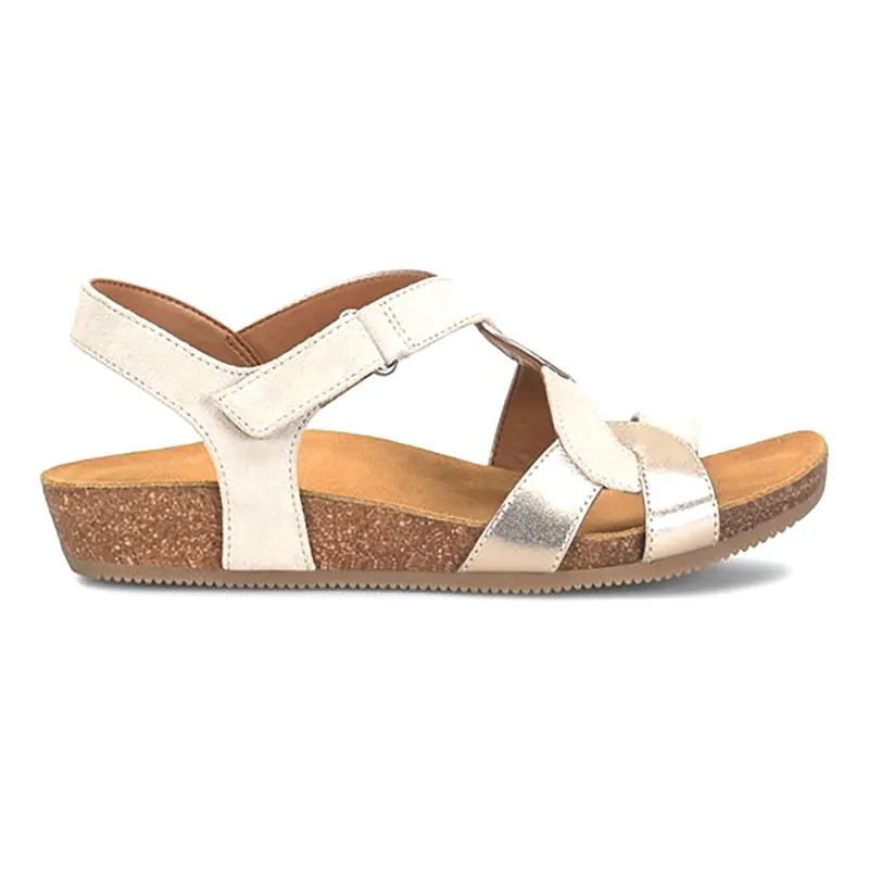 Garner sold by The Walking Company