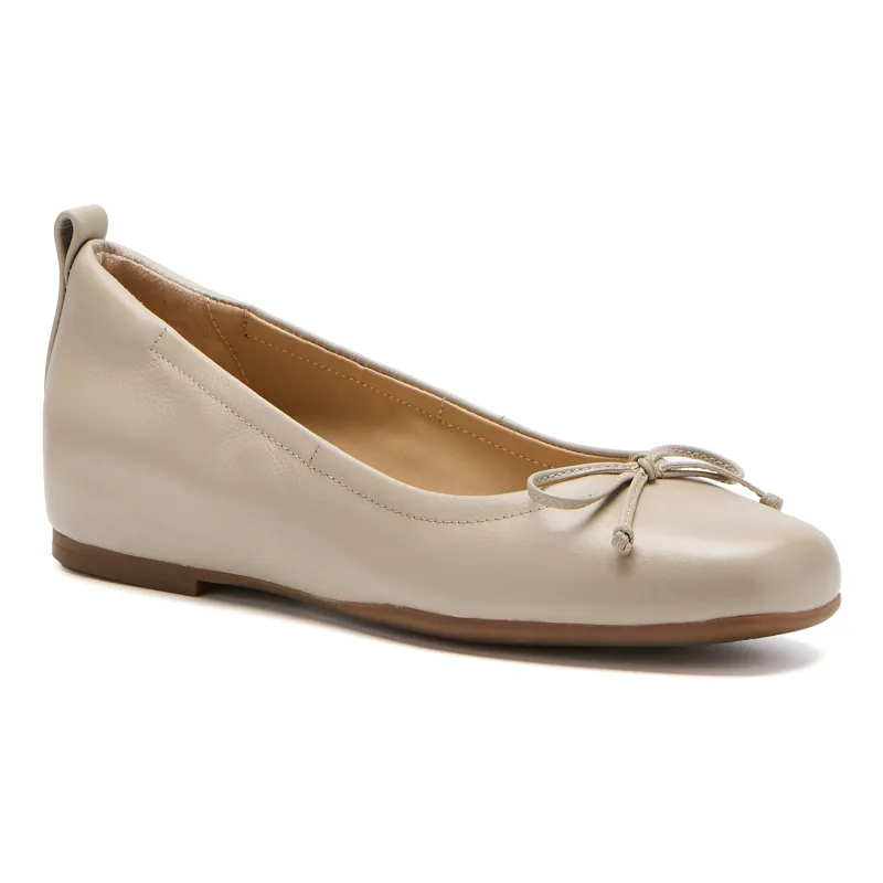 Cadence Bow Metatarsal sold by The Walking Company