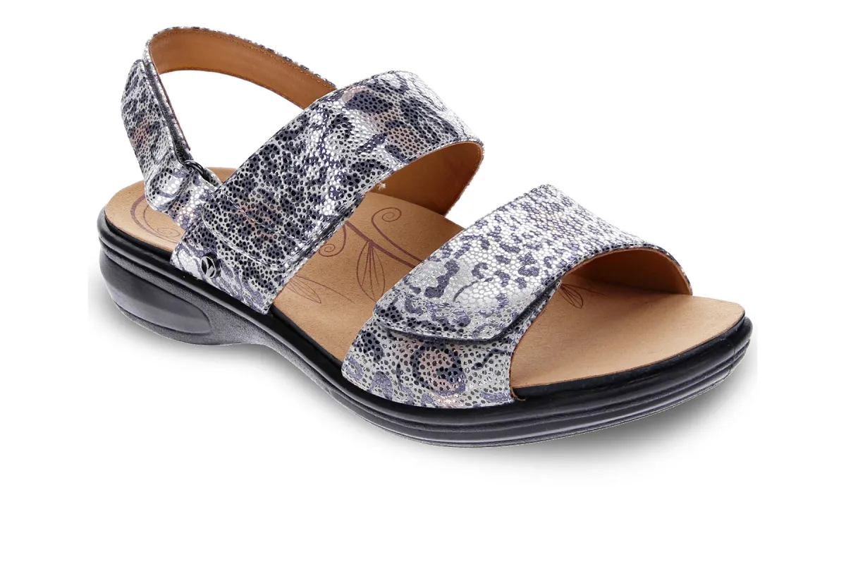 Como sold by The Walking Company