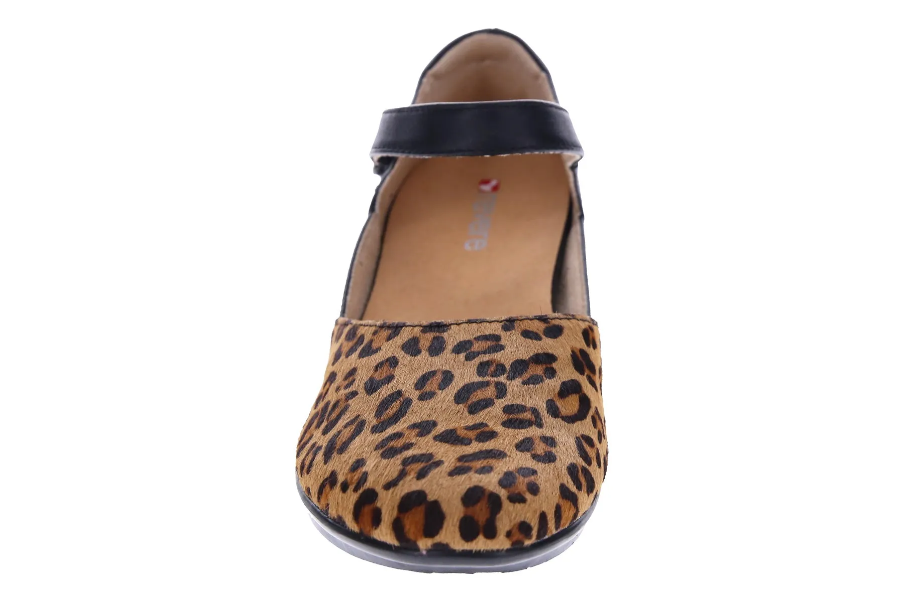 Osaka sold by The Walking Company product image thumbnail 2