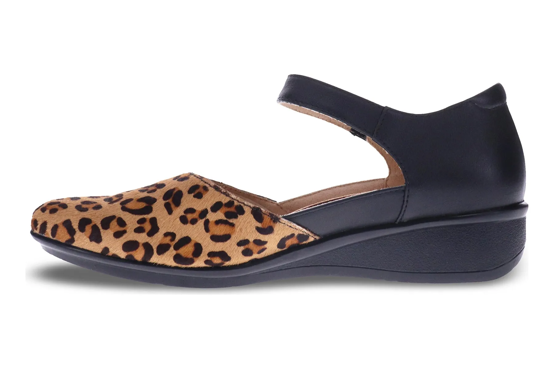 Osaka sold by The Walking Company product image thumbnail 4