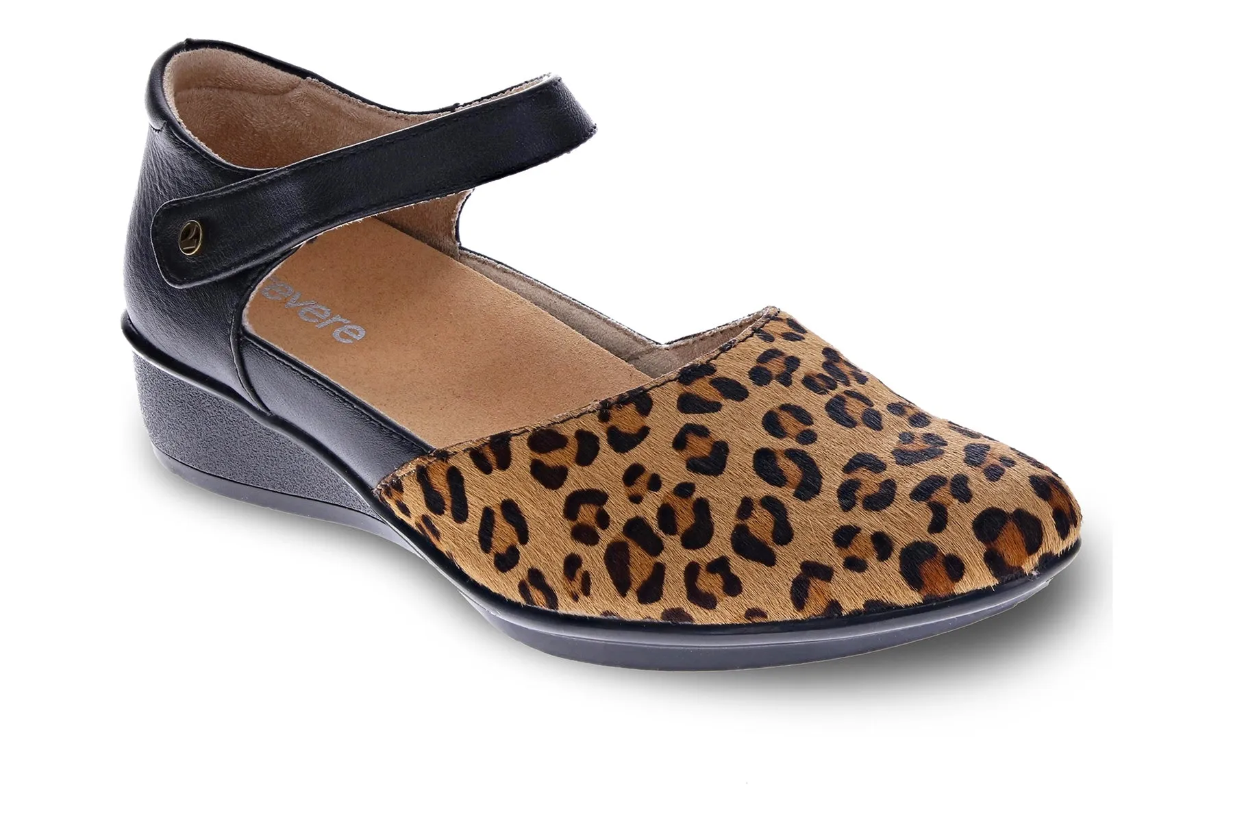 Osaka sold by The Walking Company