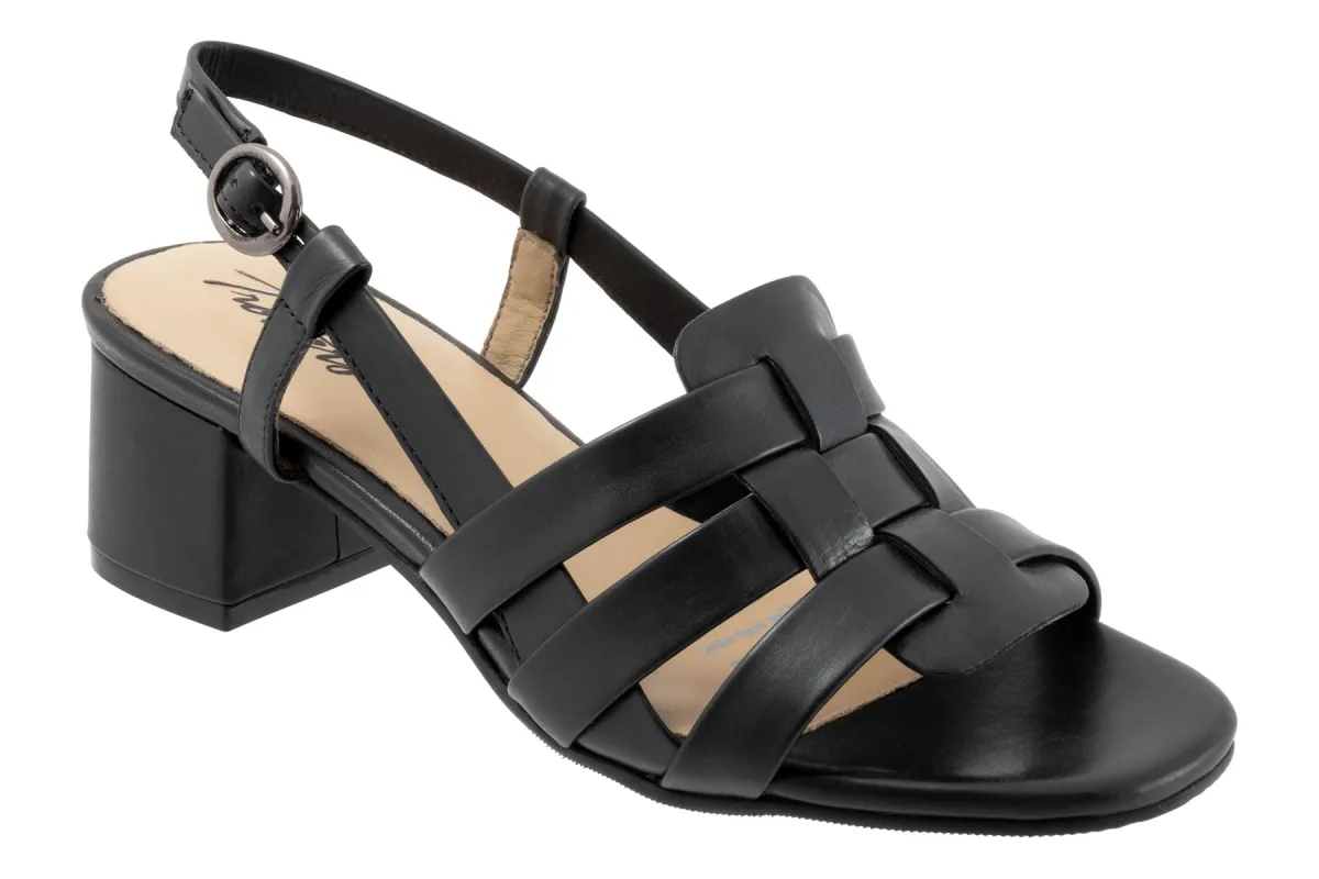 Luna sold by The Walking Company