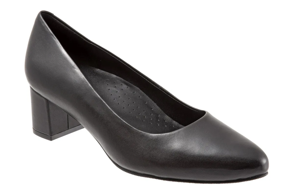 Kari sold by The Walking Company