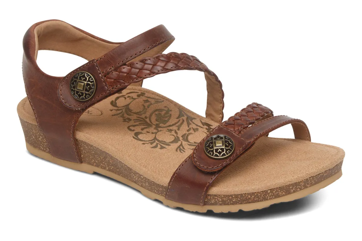 Jillian sold by The Walking Company