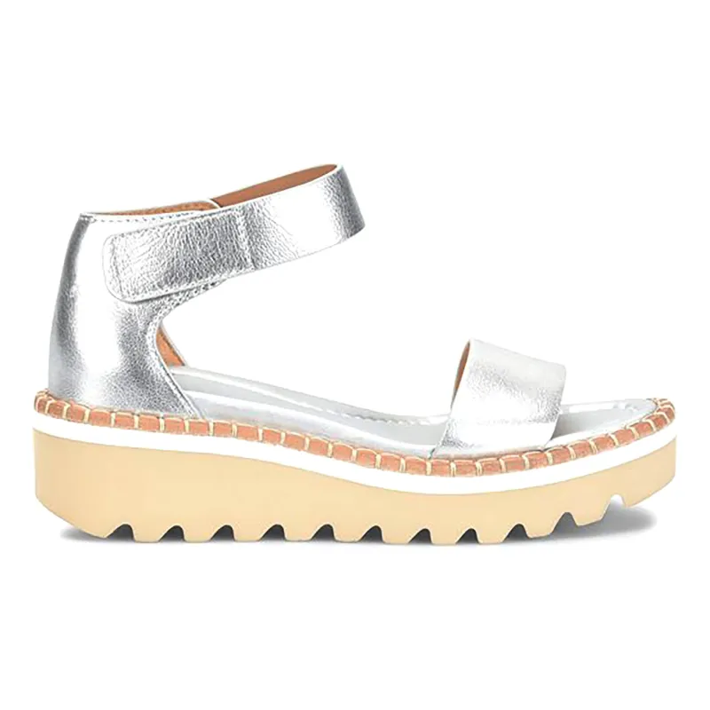 Ripley sold by The Walking Company