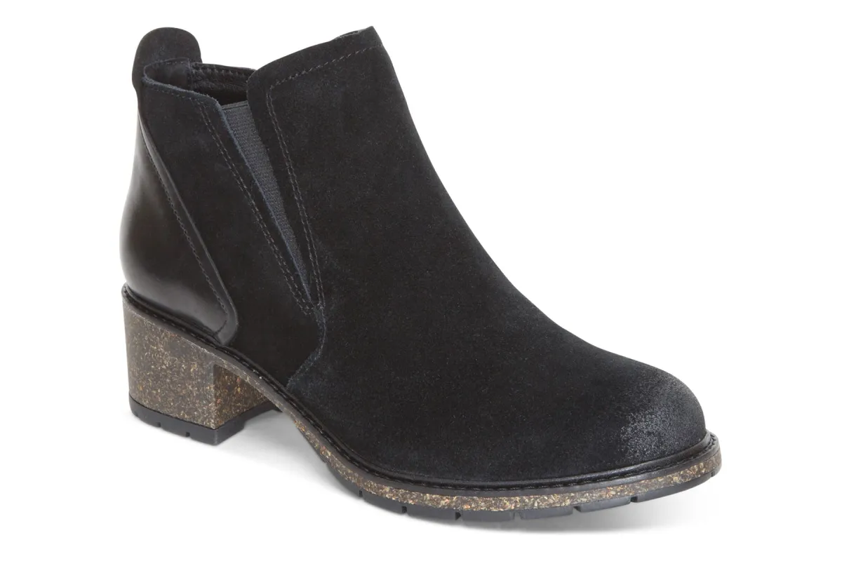 Frankie sold by The Walking Company