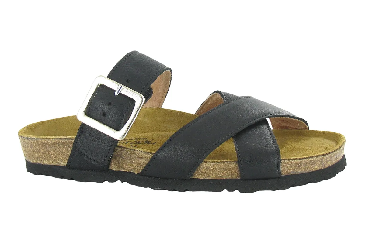 Chicago sold by The Walking Company