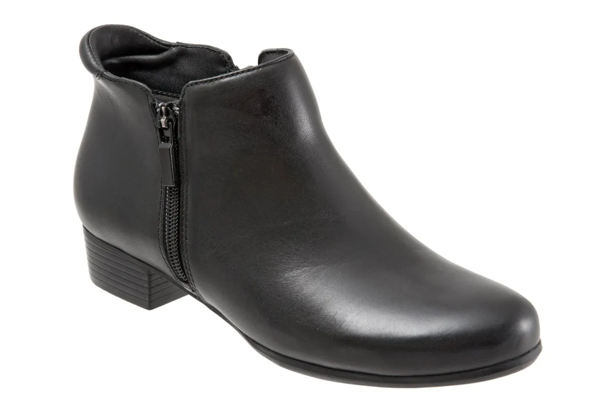 Major sold by The Walking Company